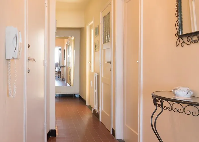 Lecomte - The Shoreline Beachwalks 78