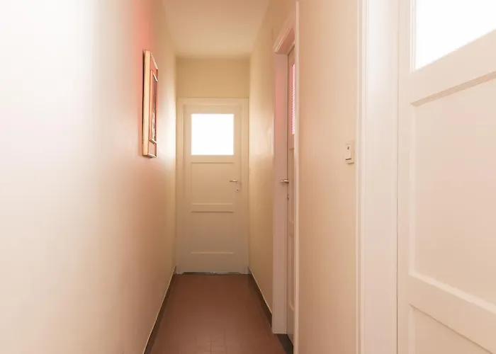 Lecomte - The Shoreline Beachwalks 78 *